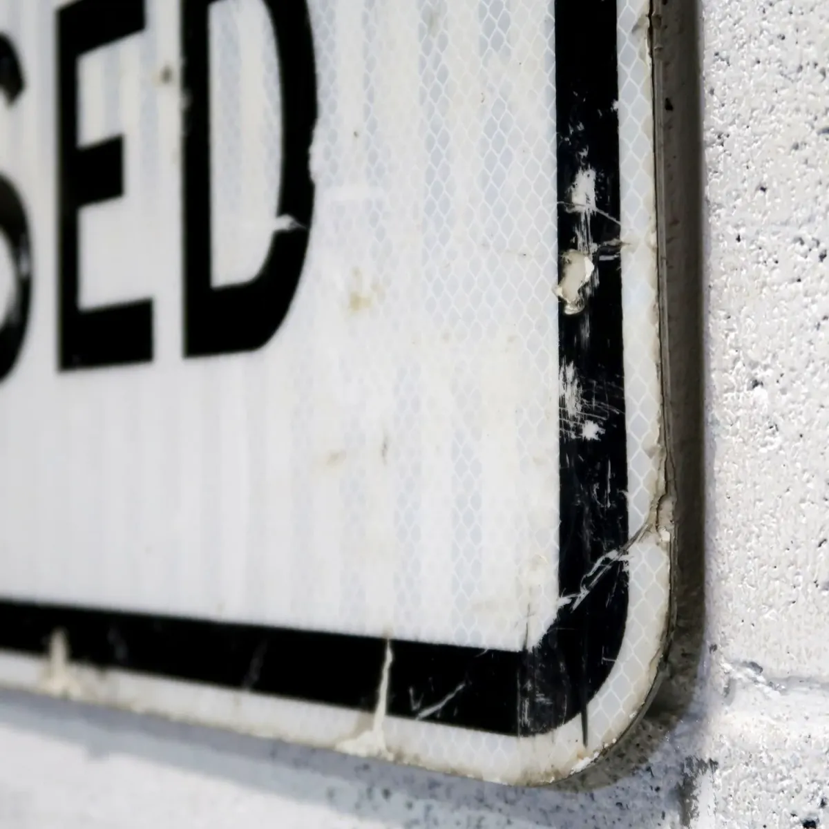 SIDEWALK CLOSED ロードサイン