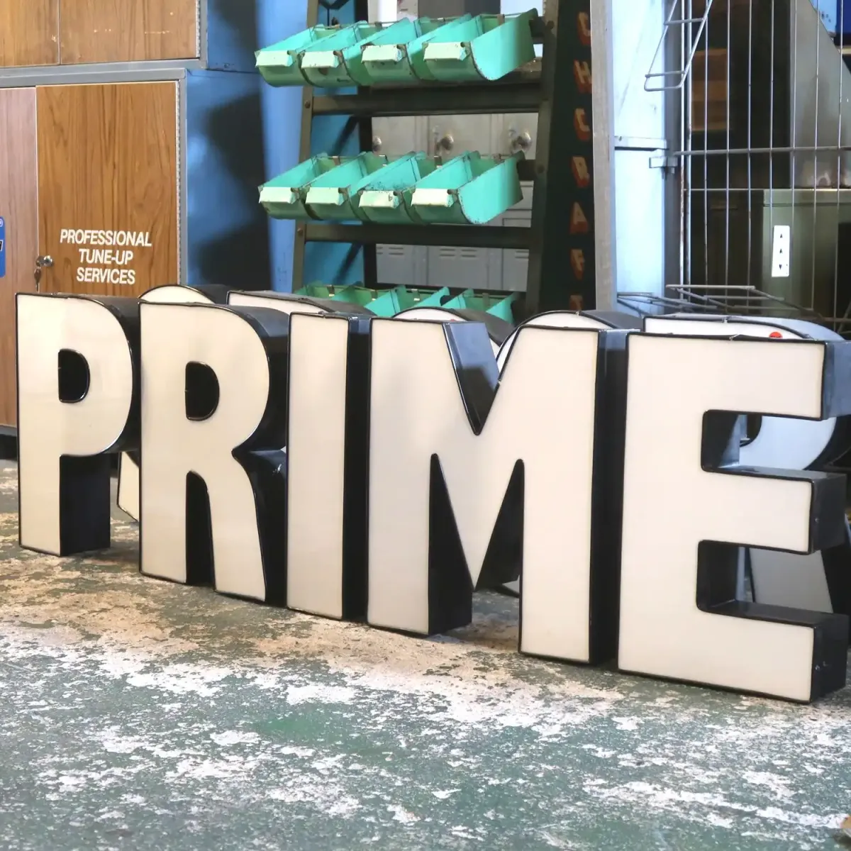 ビンテージ レターサイン R