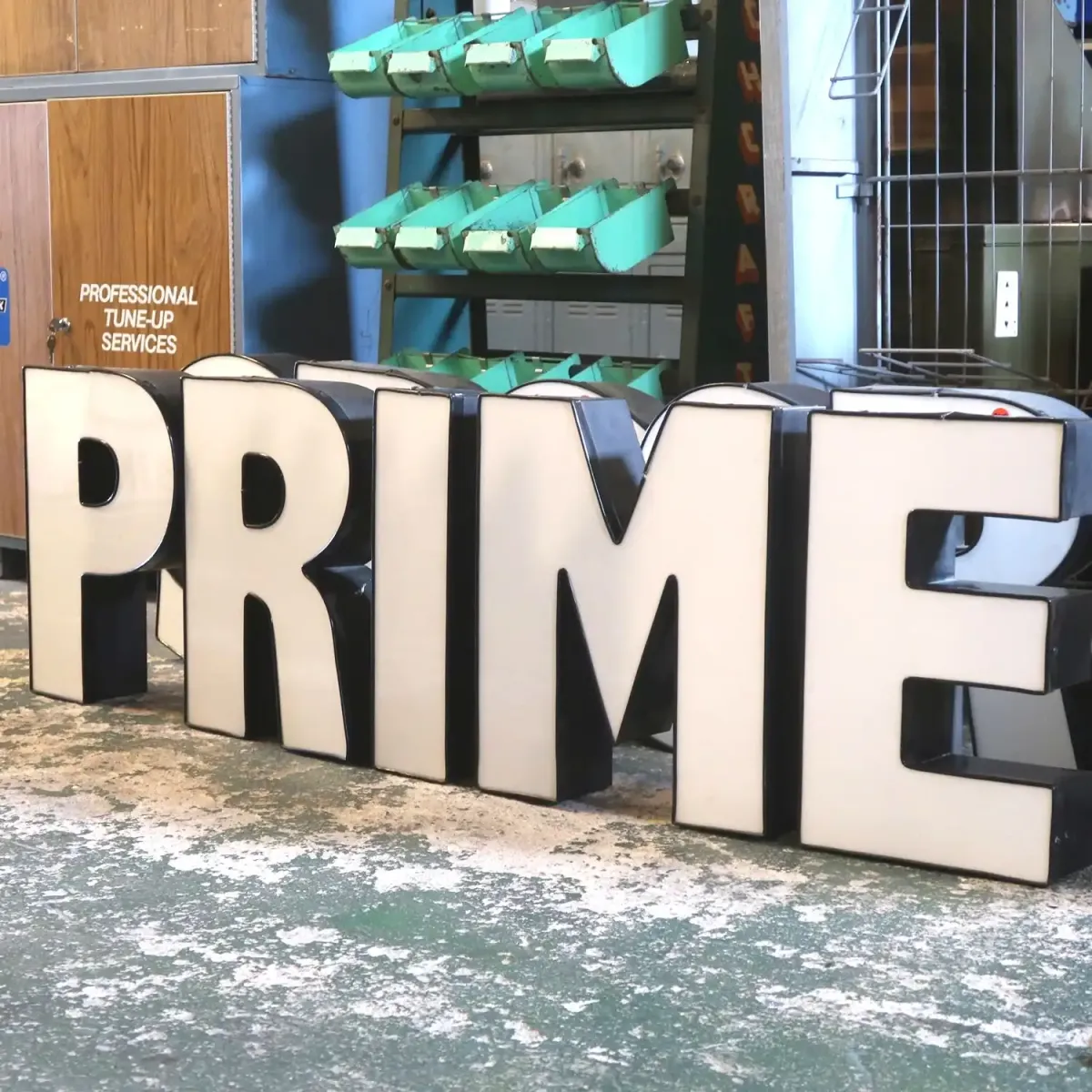 ビンテージ レターサイン R