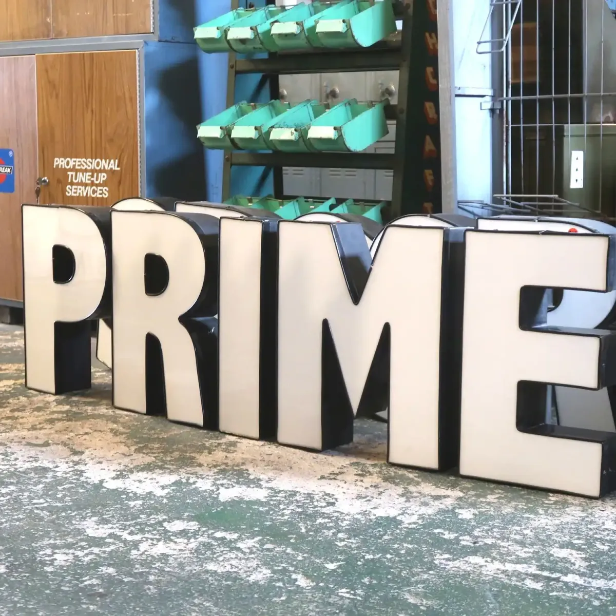 ビンテージ レターサイン P