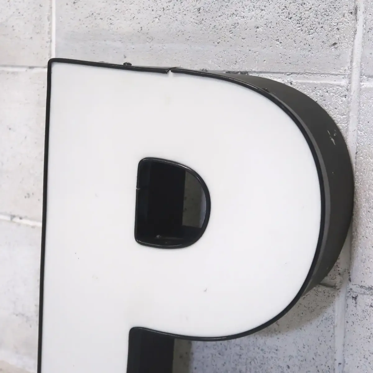 ビンテージ レターサイン P