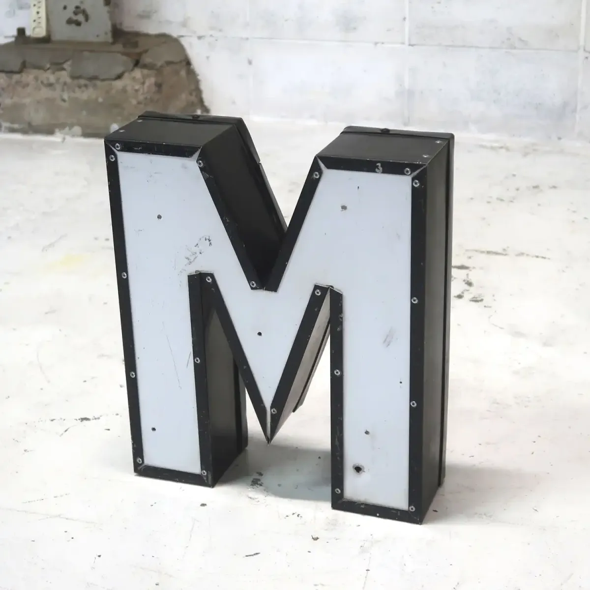 ビンテージ レターサイン M