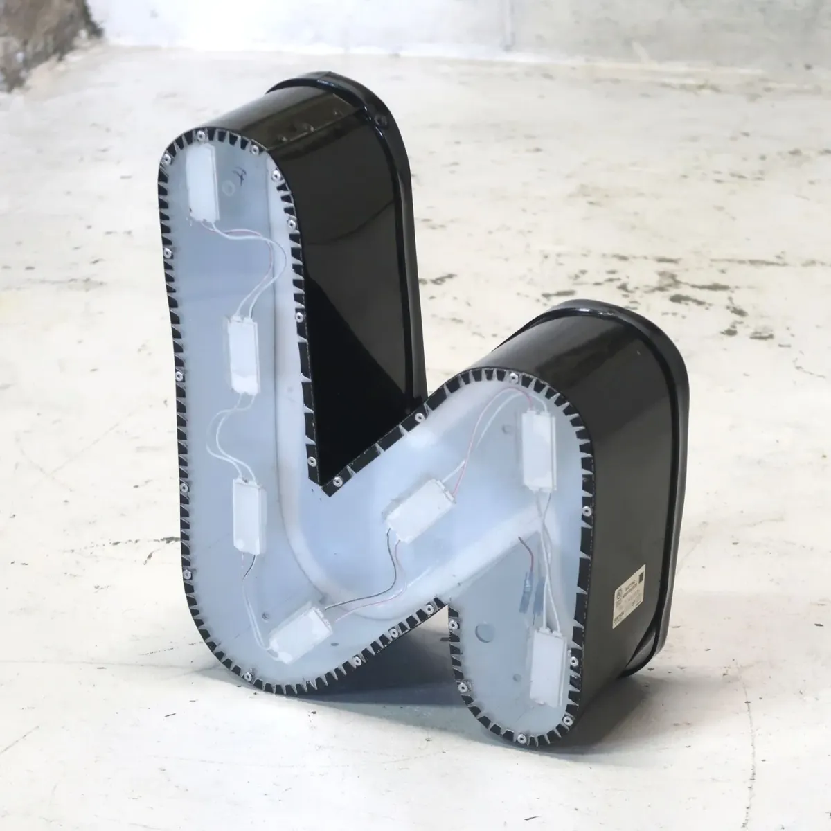 ビンテージ レターサイン N