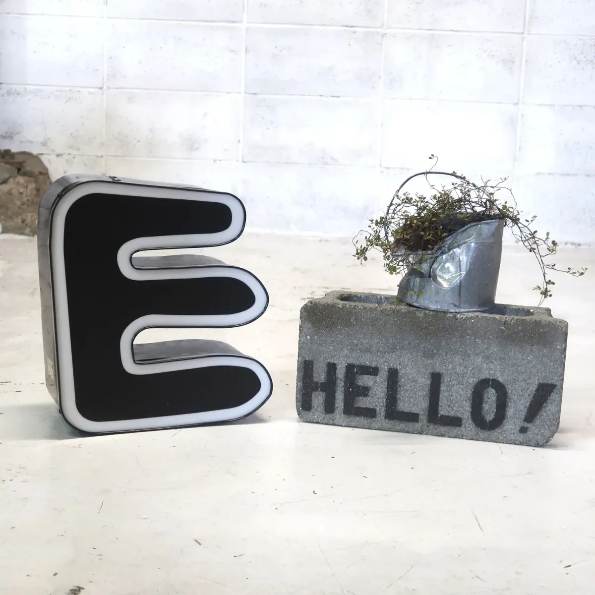 ビンテージ レターサイン E