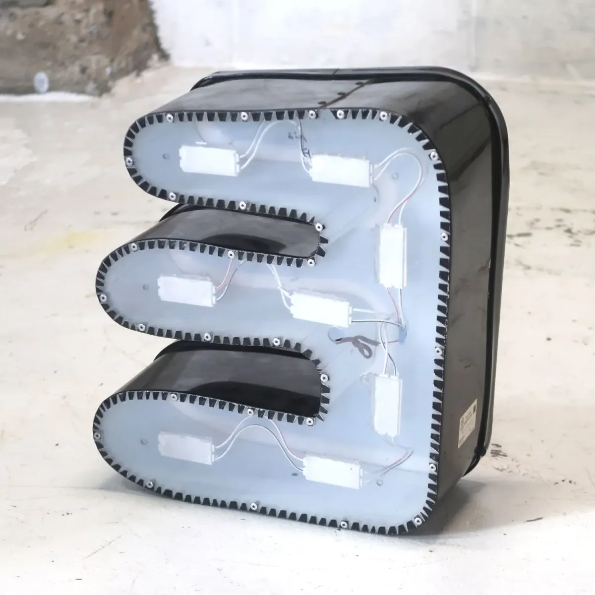 ビンテージ レターサイン E