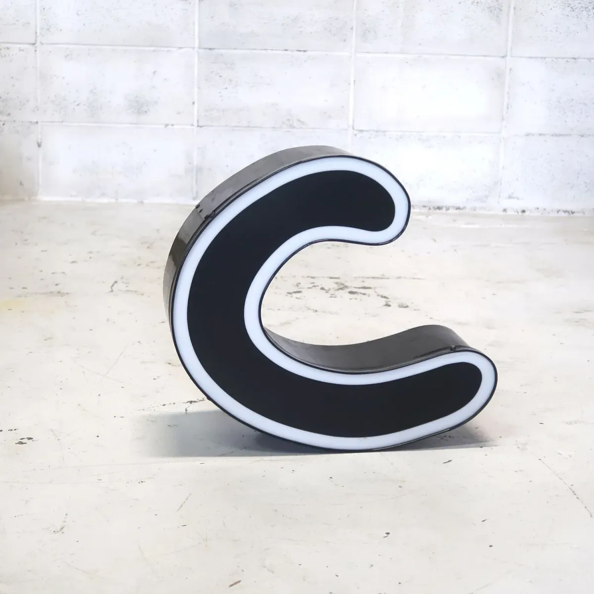 ビンテージ レターサイン C