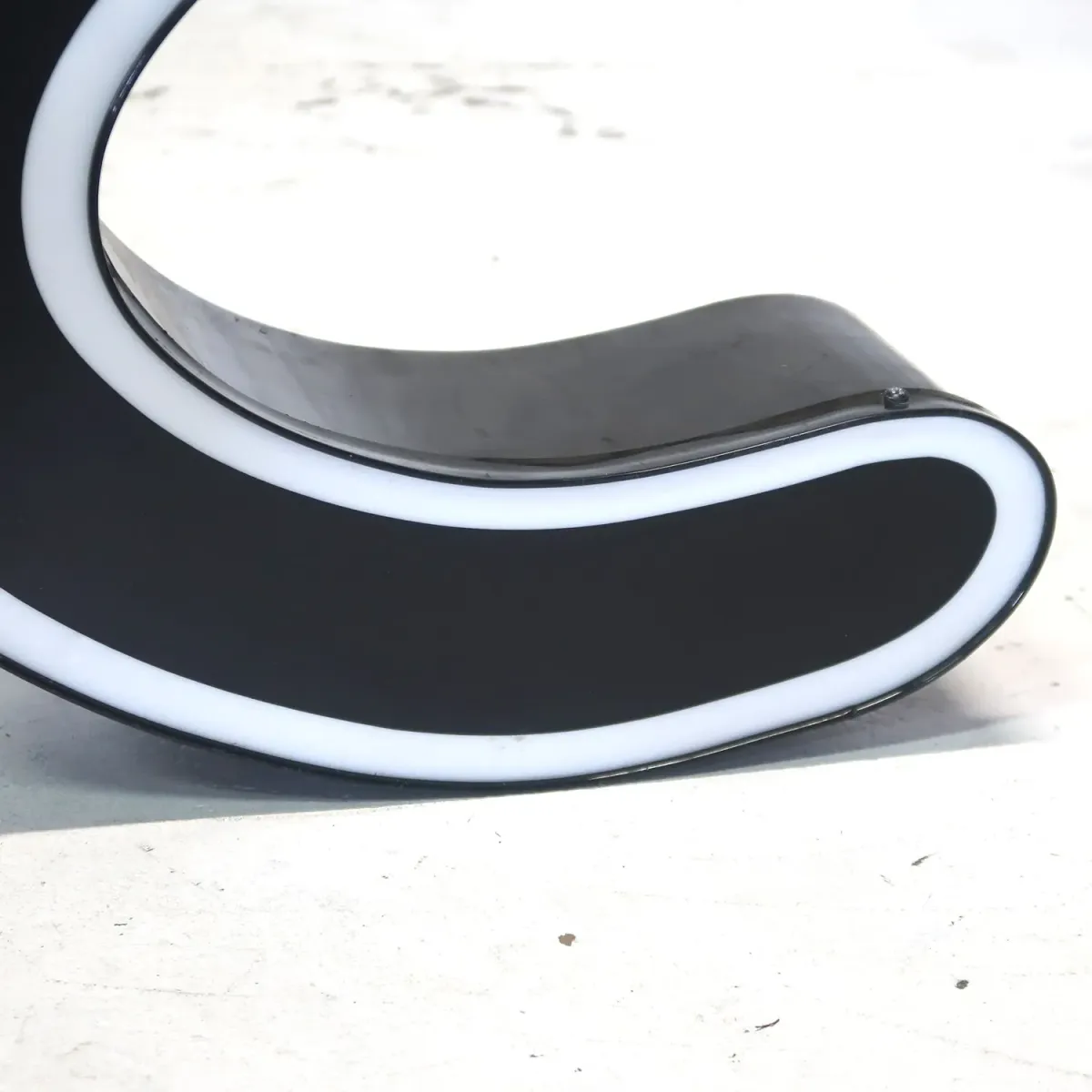 ビンテージ レターサイン C