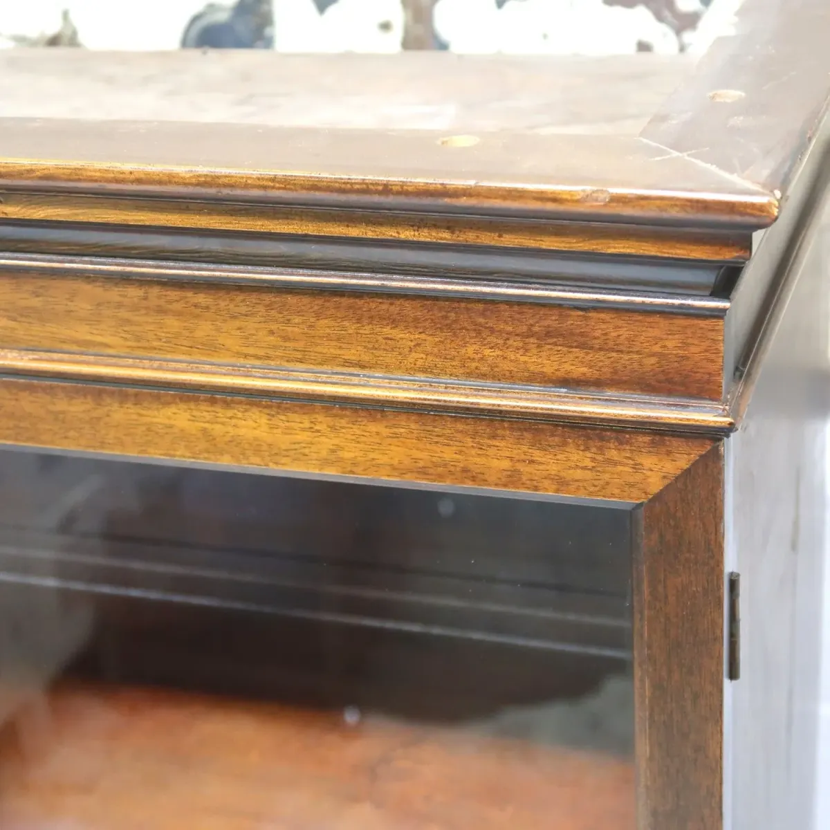 BASSETT FURNITURE アンティーク カップボード