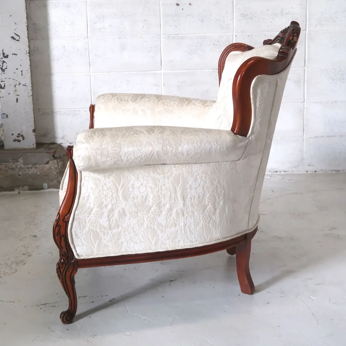 KINGSLEY FURNITURE ソファ