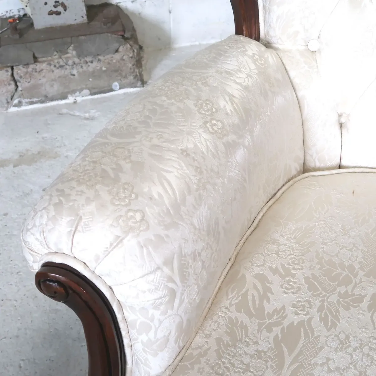 KINGSLEY FURNITURE ソファ