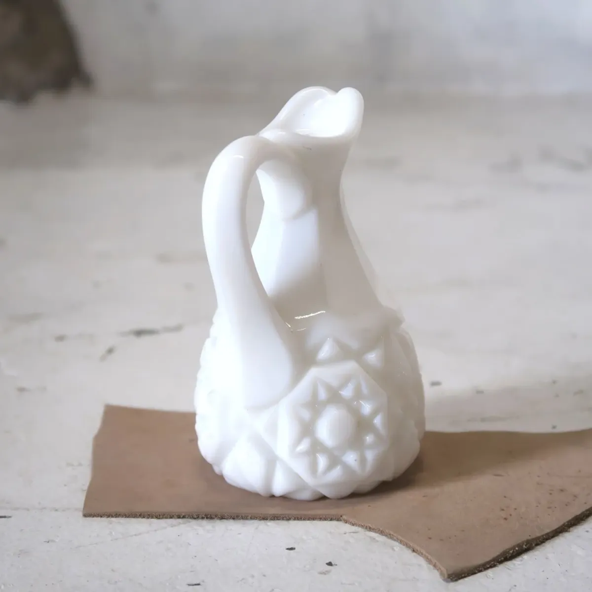 アンティーク ミルクガラス クルーエット