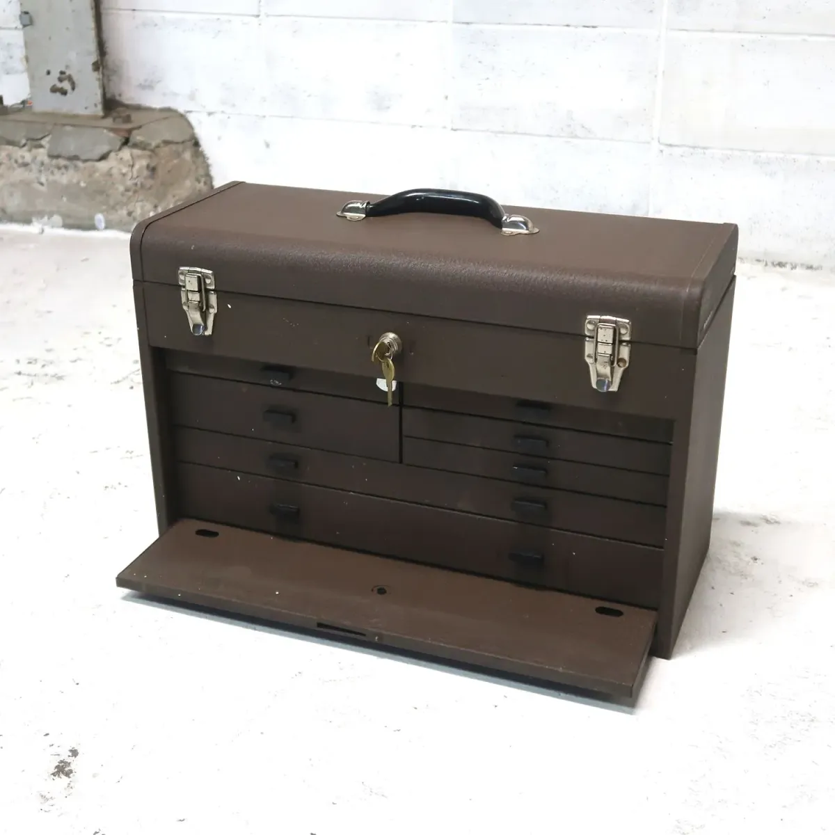 ビンテージ ツールキャビネット