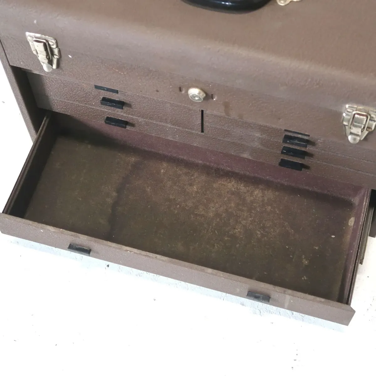 ビンテージ ツールキャビネット