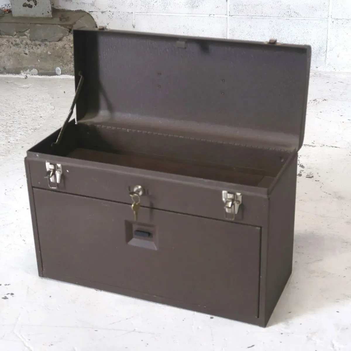 ビンテージ ツールキャビネット