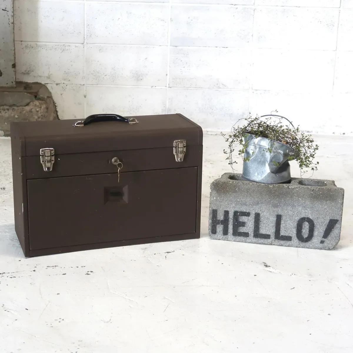 ビンテージ ツールキャビネット