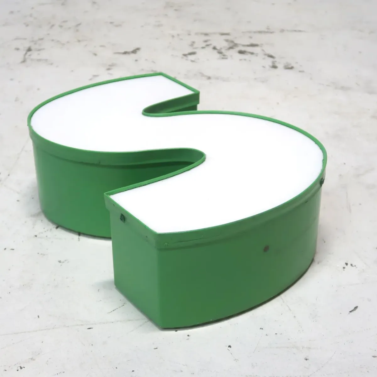 ビンテージ レターサイン s