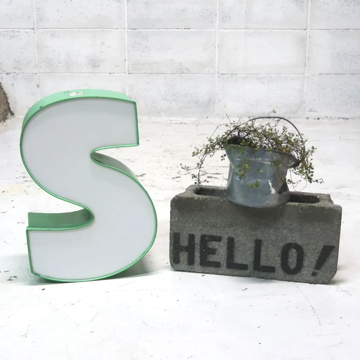 ビンテージ レターサイン s