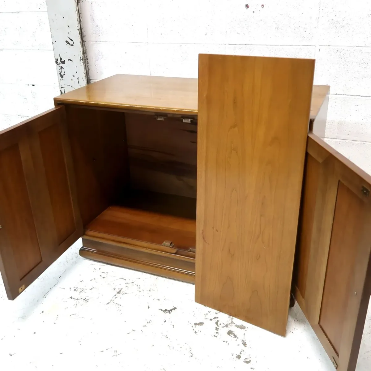 アンティーク ウッドキャビネット