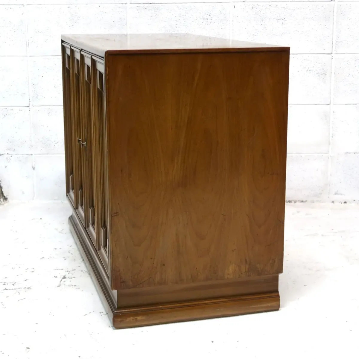 アンティーク ウッドキャビネット