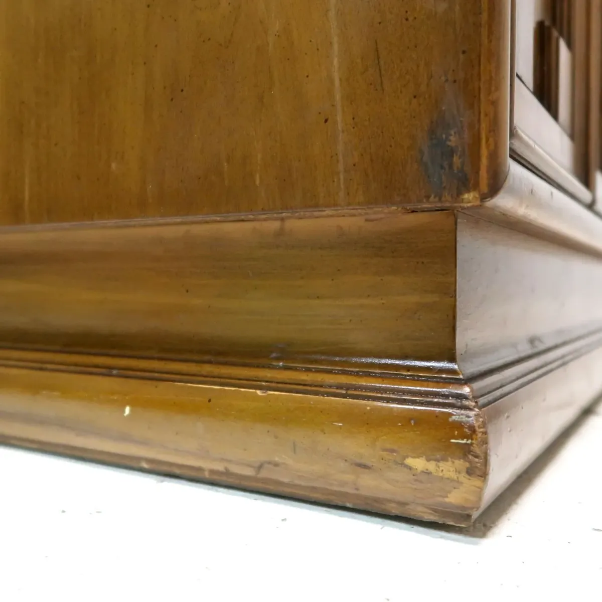 アンティーク ウッドキャビネット