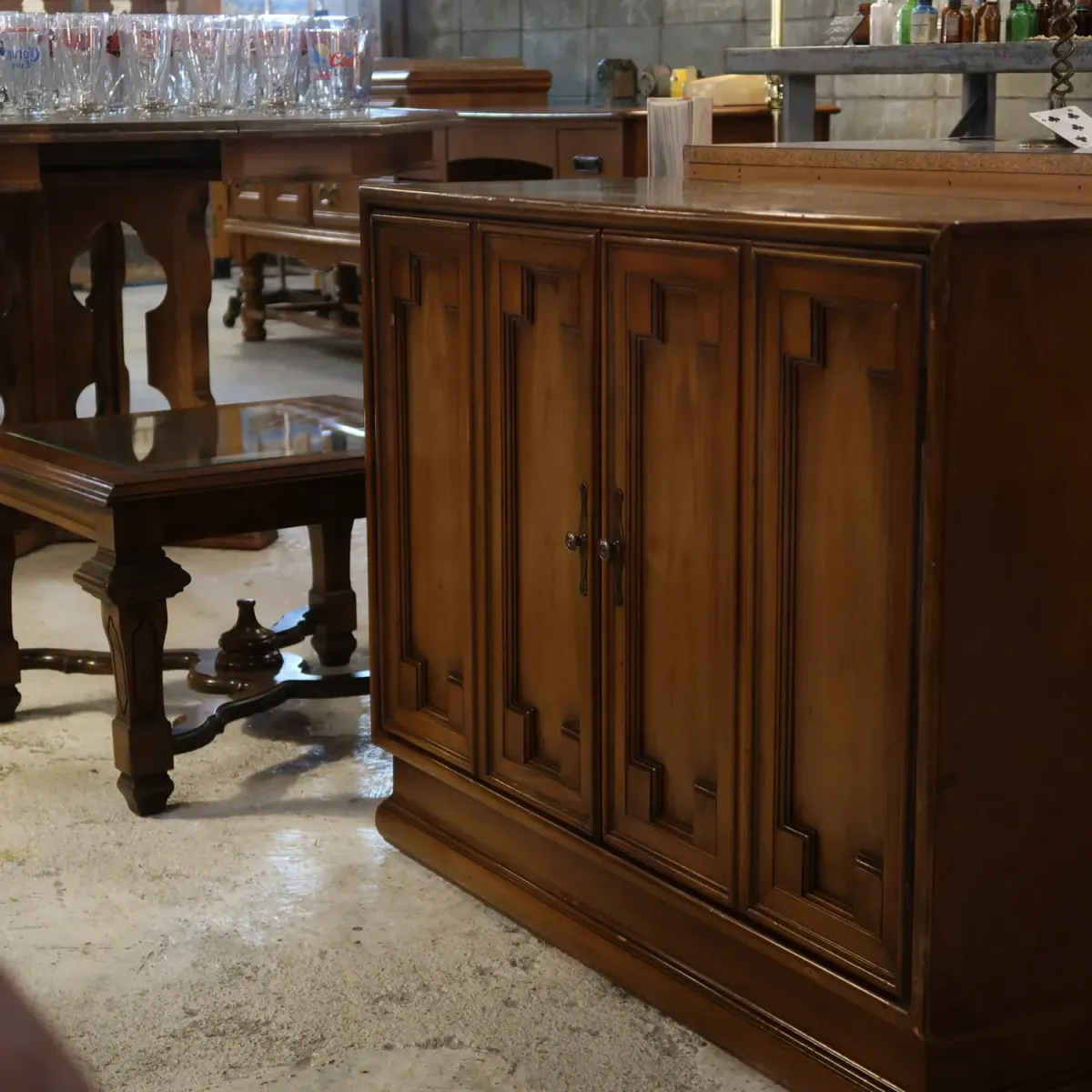 アンティーク ウッドキャビネット