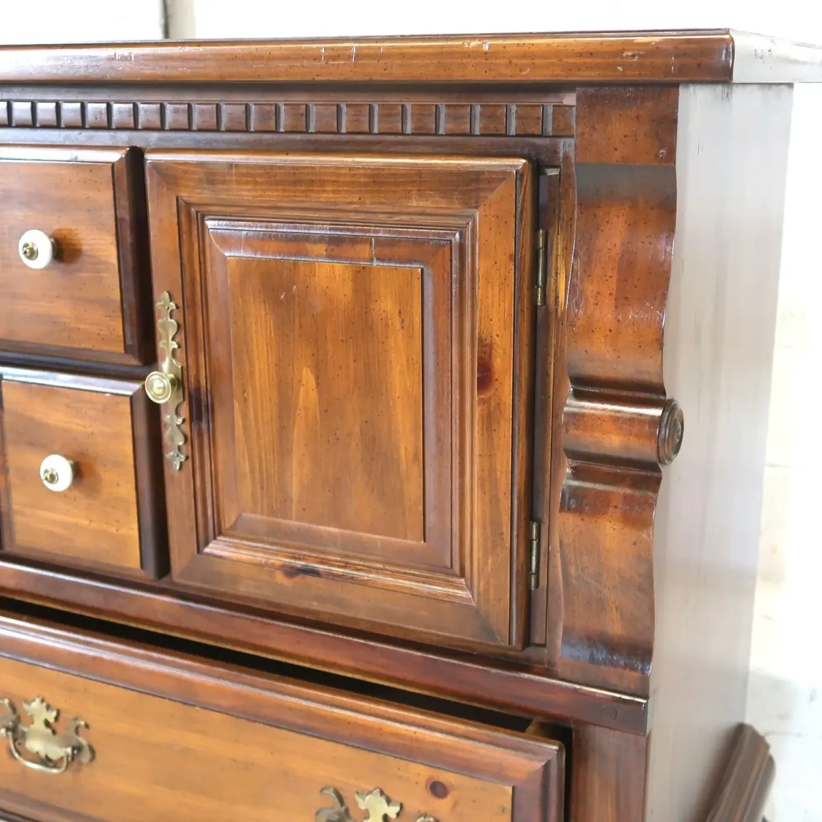 BASSETT FURNITURE アンティーク サイドボード