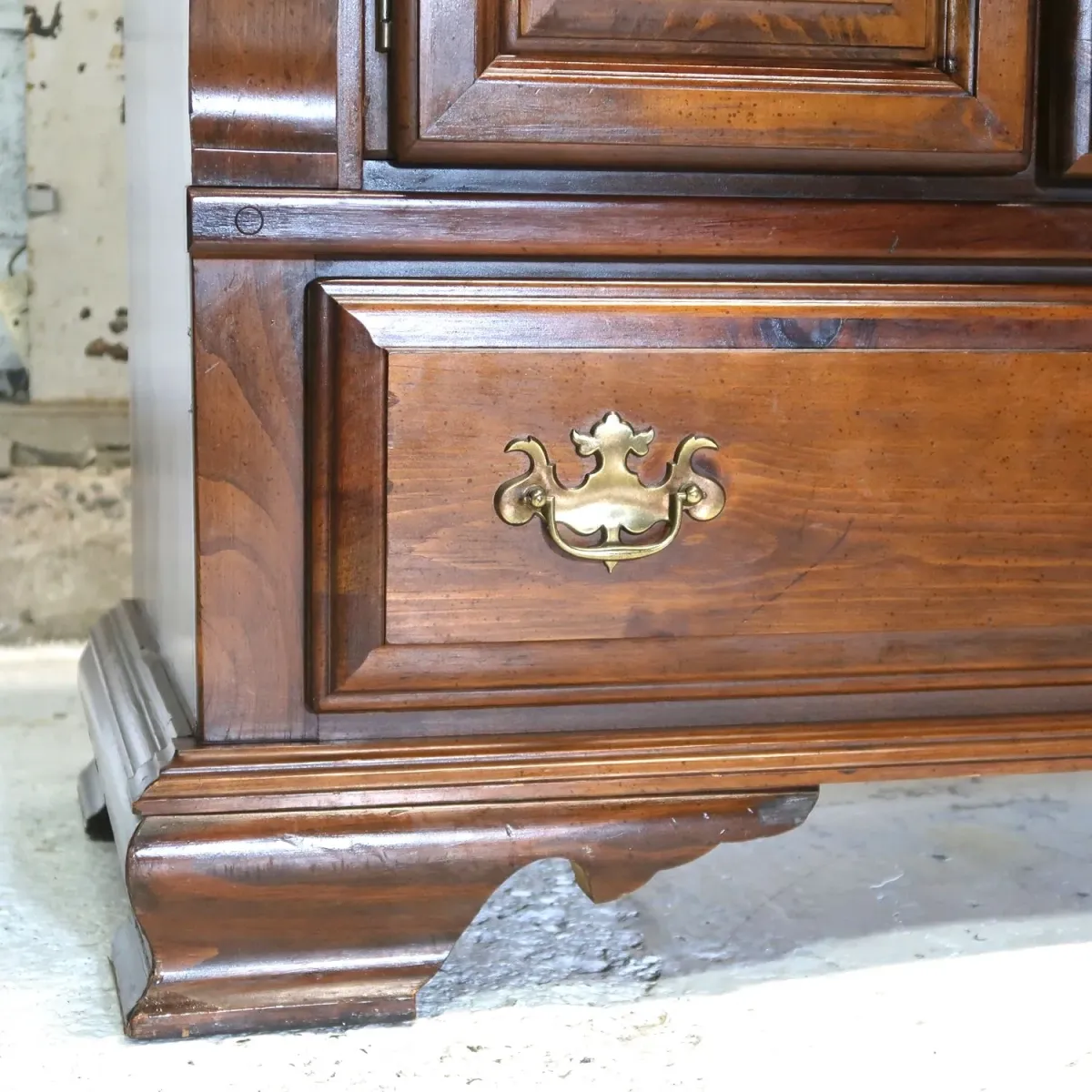 BASSETT FURNITURE アンティーク サイドボード