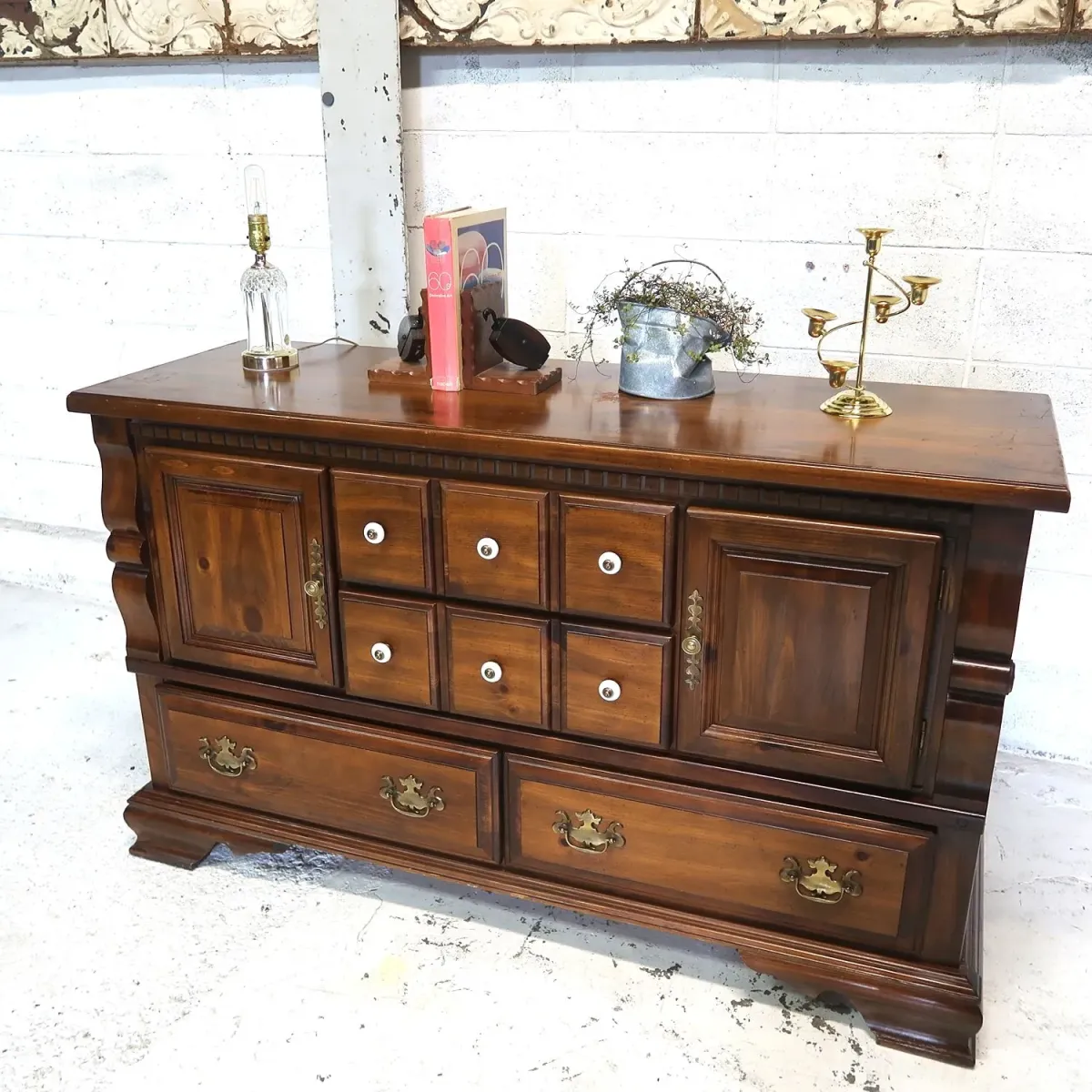 BASSETT FURNITURE アンティーク サイドボード