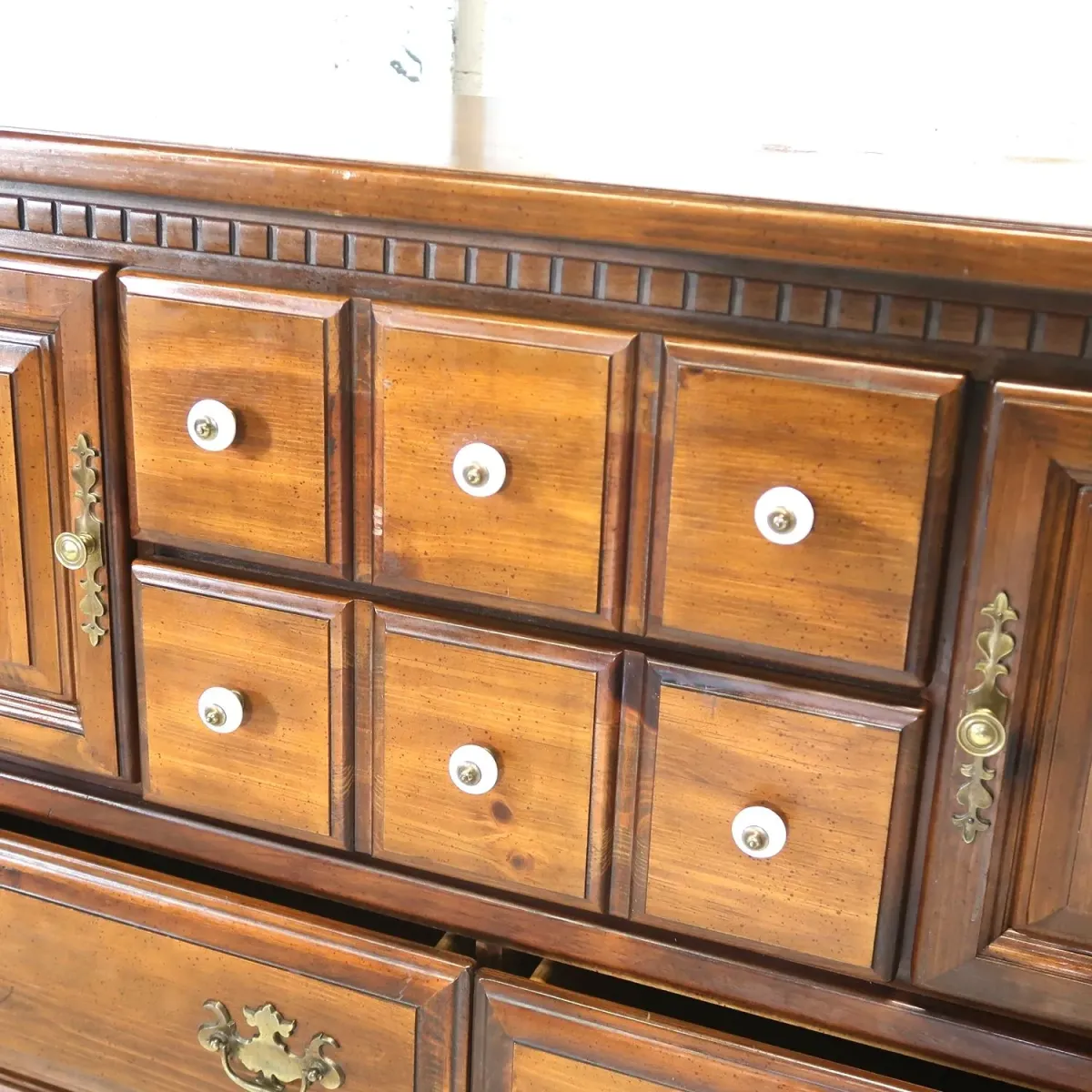 BASSETT FURNITURE アンティーク サイドボード