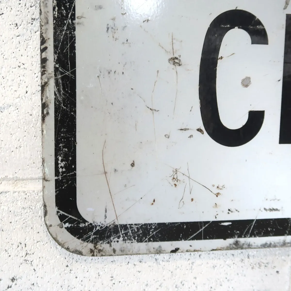 SIDEWALK CLOSED ロードサイン