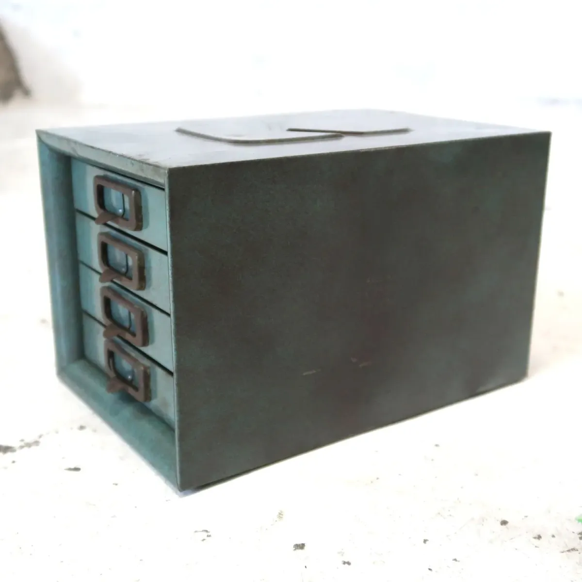 RODEO STAMPING CO. ビンテージ パーツキャビネット