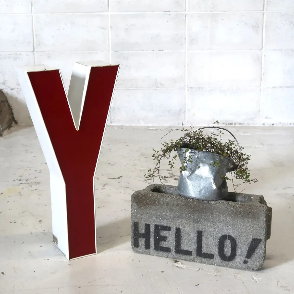 ビンテージ レターサイン Y