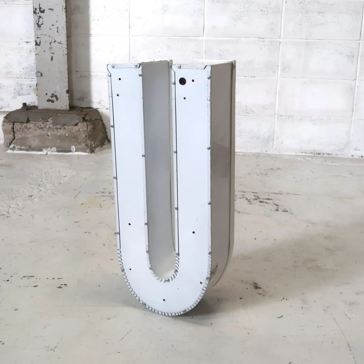 ビンテージ レターサイン U