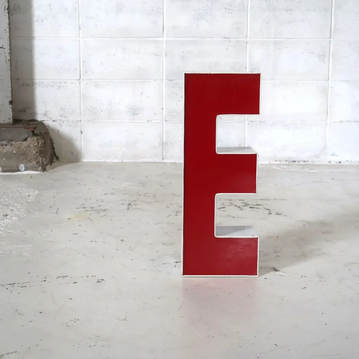 ビンテージ レターサイン E