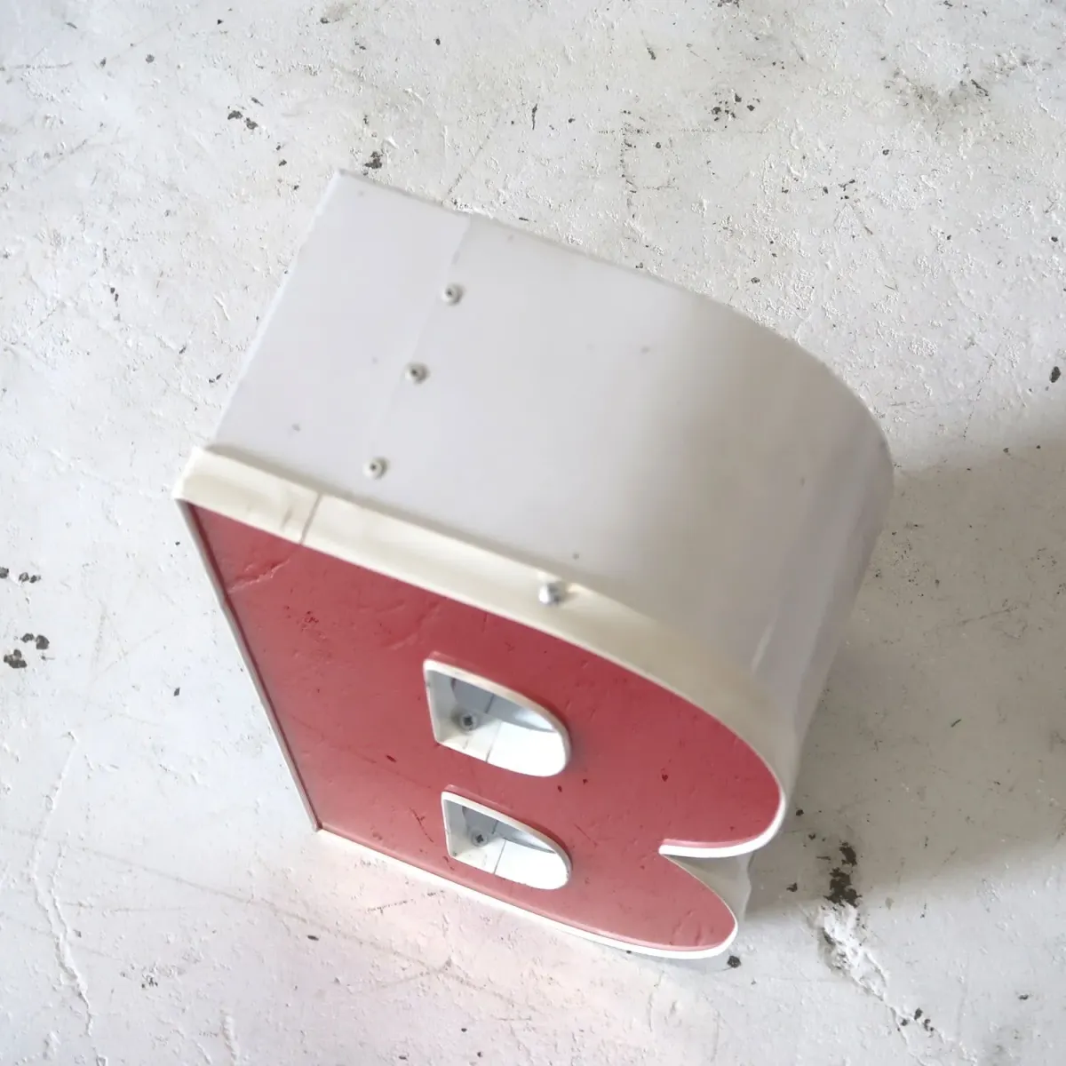 ビンテージ レターサイン B