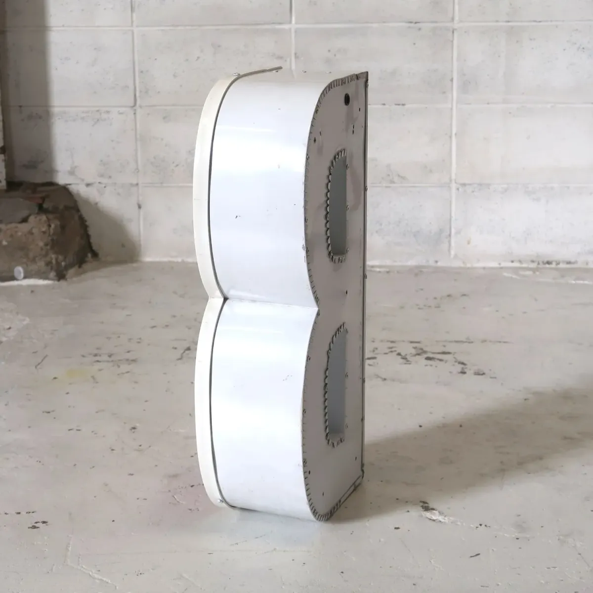 ビンテージ レターサイン B