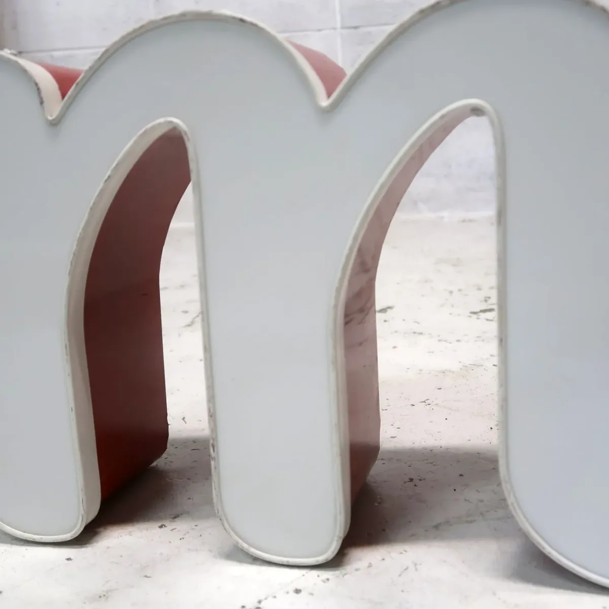 ビンテージ レターサイン m