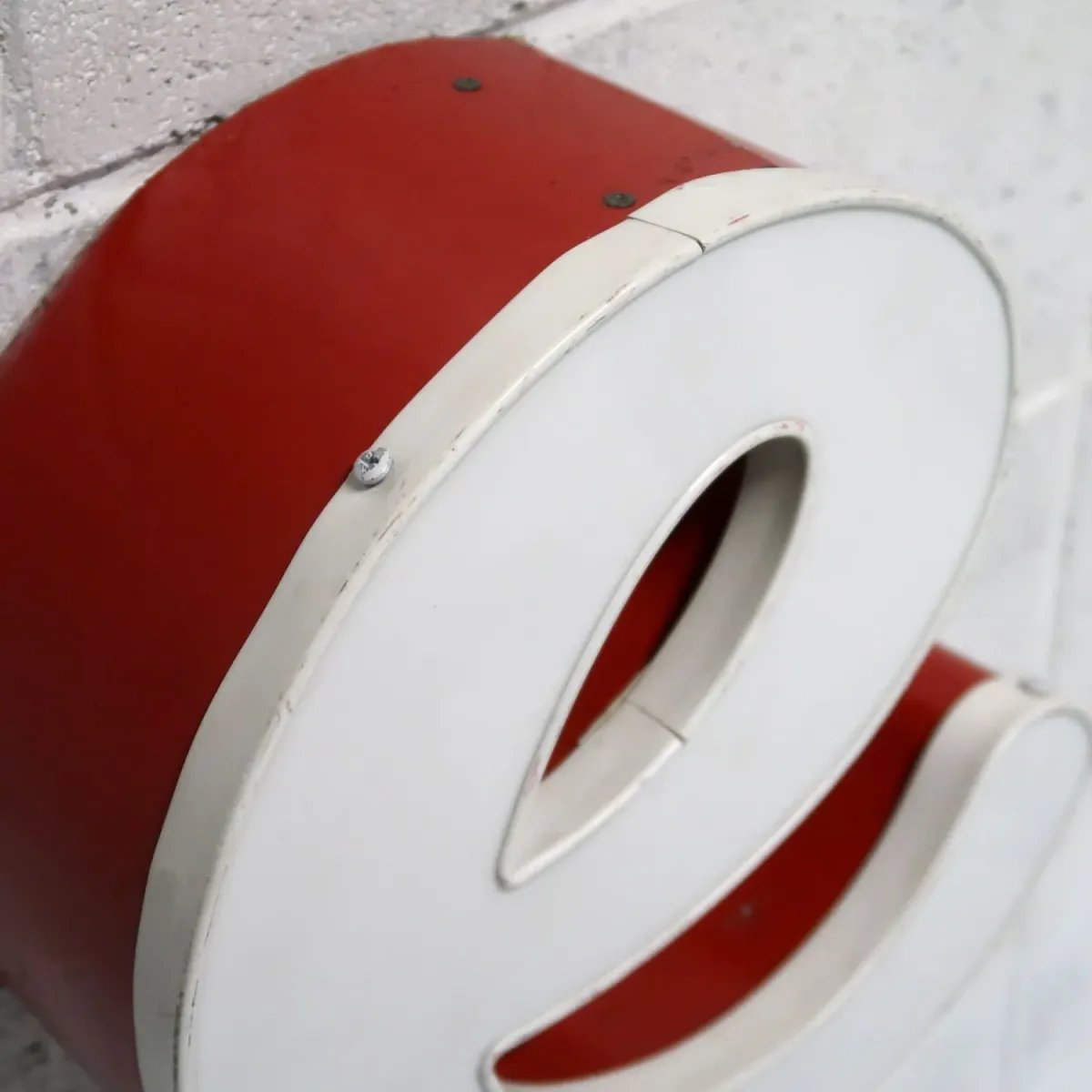 ビンテージ レターサイン e