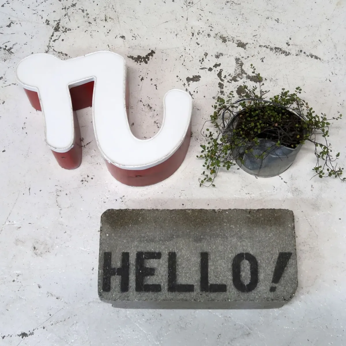 ビンテージ レターサイン r