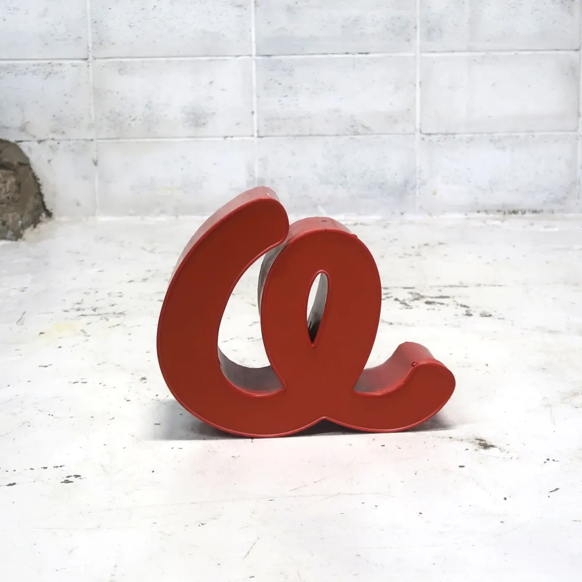 ビンテージ レターサイン o