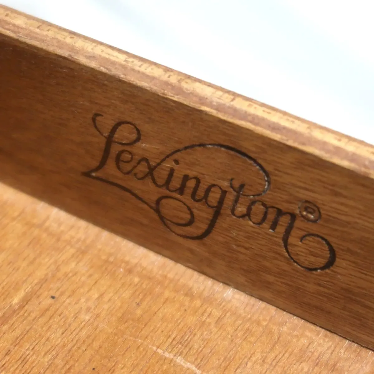 Lexington Furniture アンティーク サイドボード