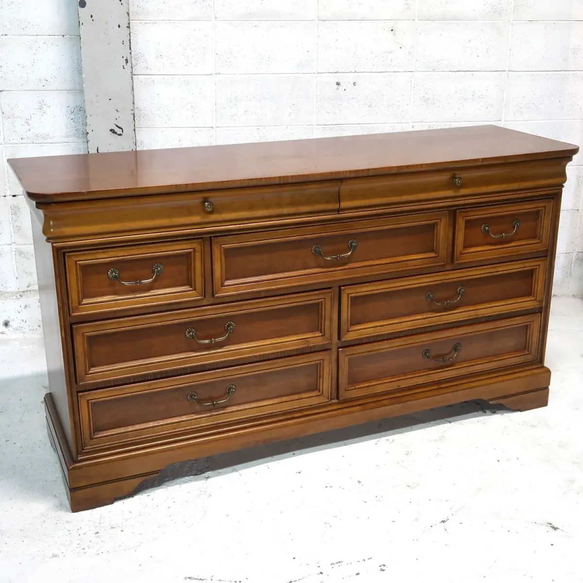 Lexington Furniture アンティーク サイドボード