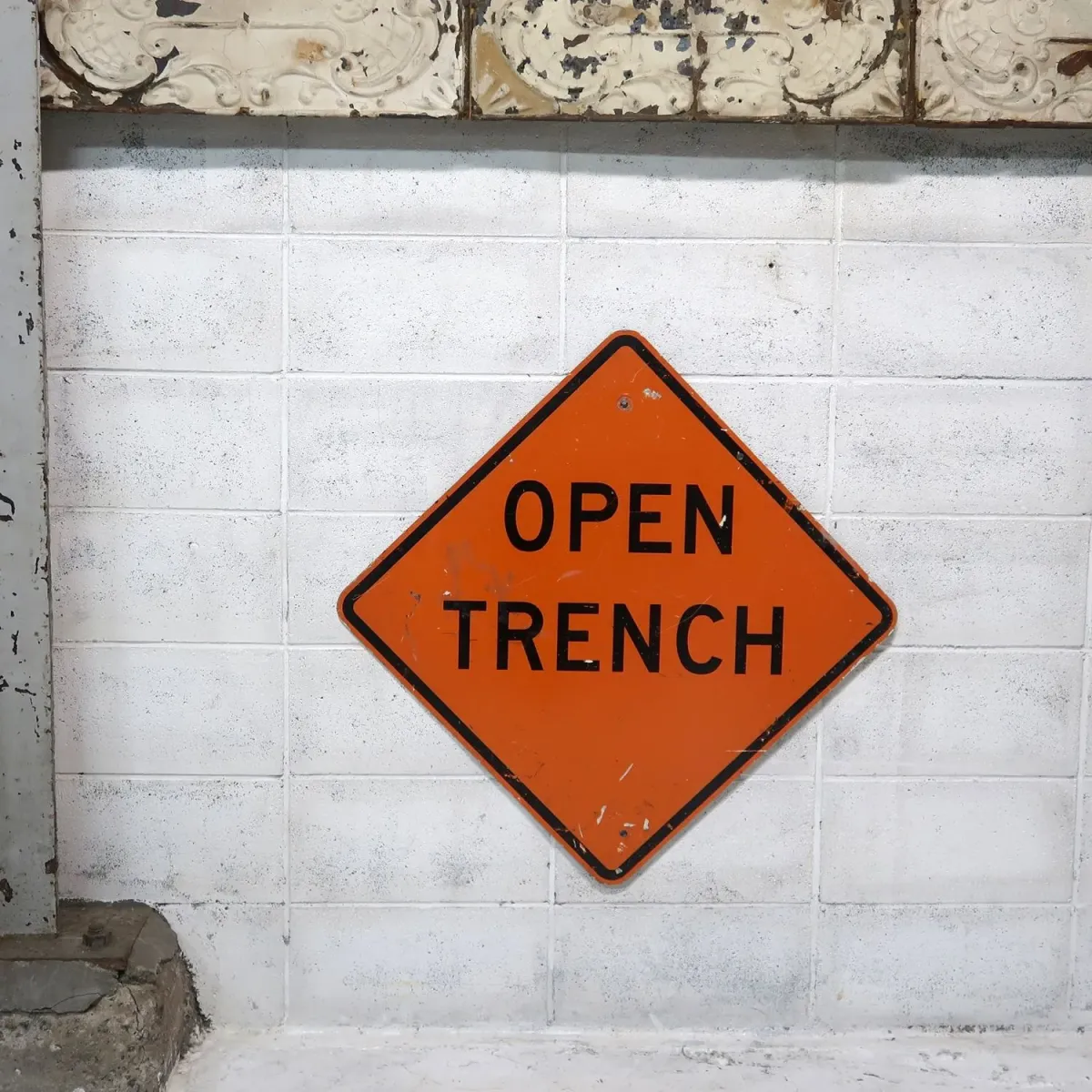 OPEN TRENCH ビンテージ ロードサイン