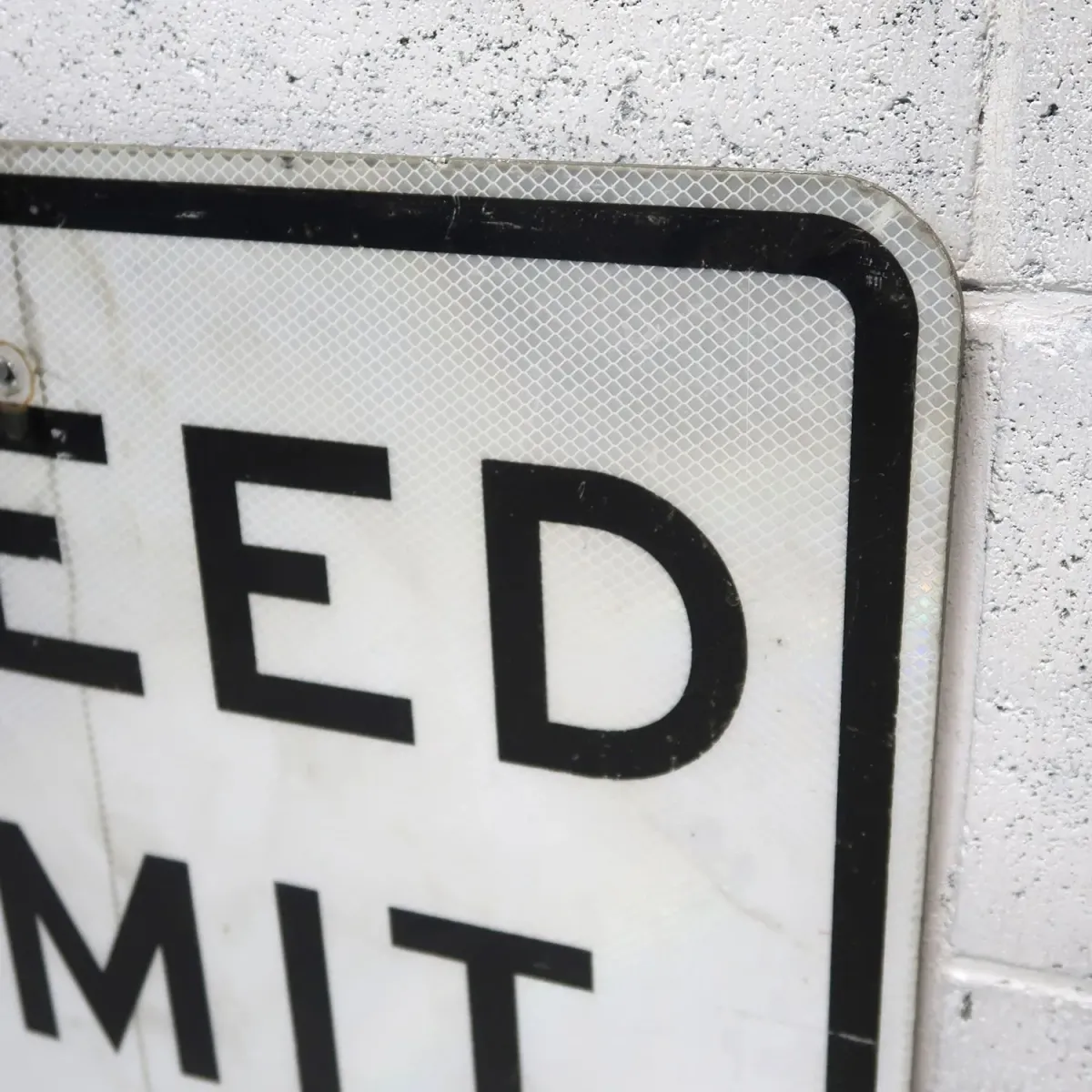 SPEED LIMIT 35 ロードサイン