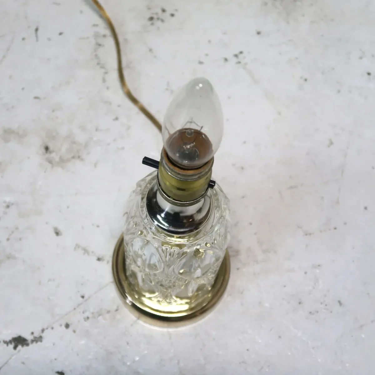 アンティーク ガラスベース テーブルランプ