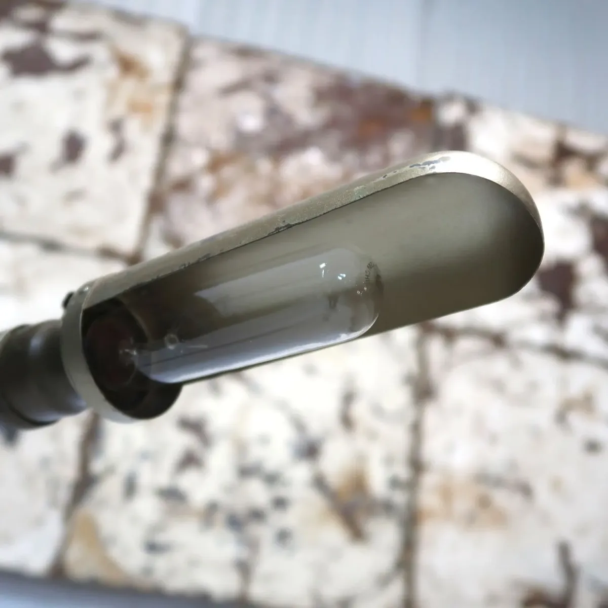 アンティーク ゴールドメタル フロアランプ