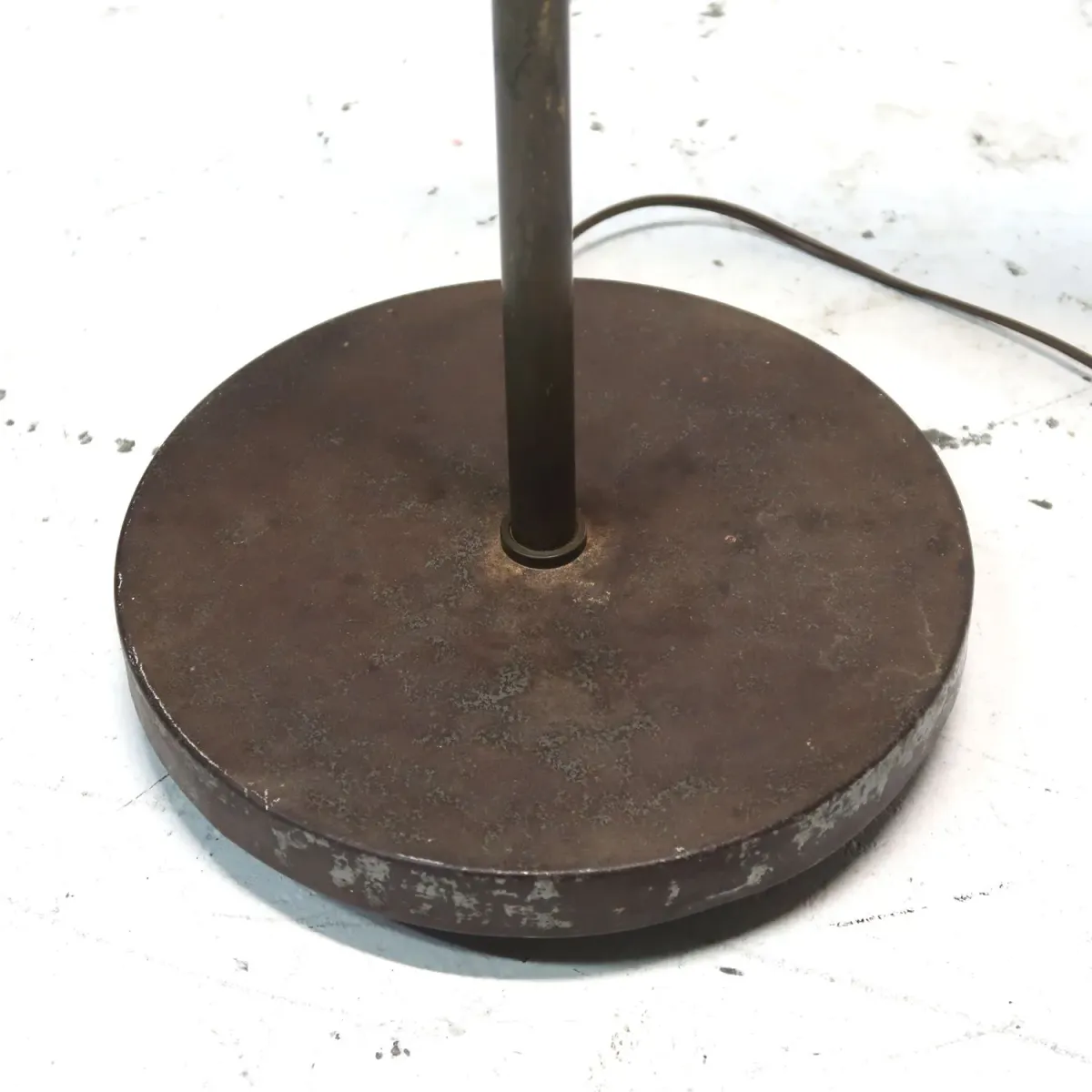 アンティーク ゴールドメタル フロアランプ