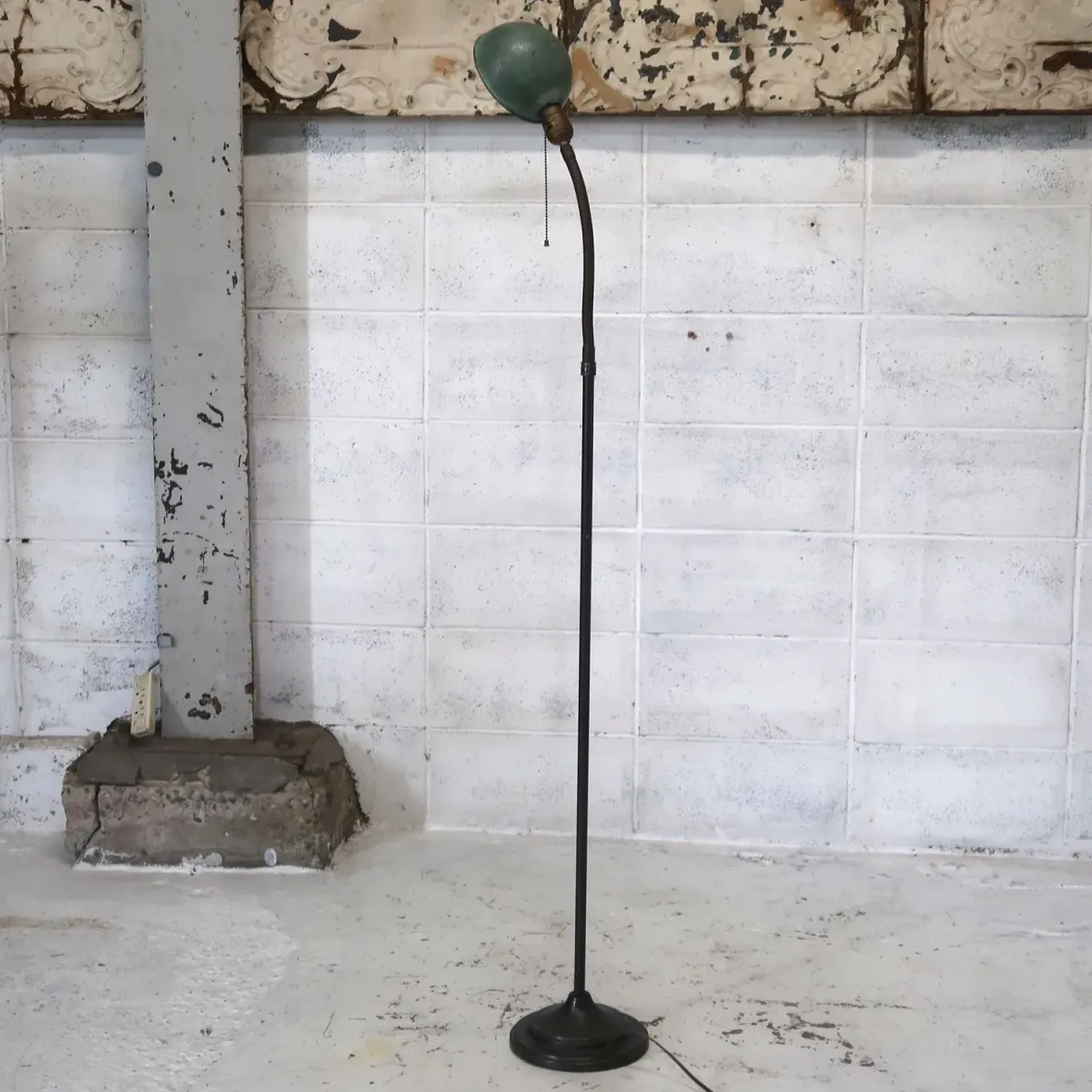 ビンテージ インダストリアル フロアランプ