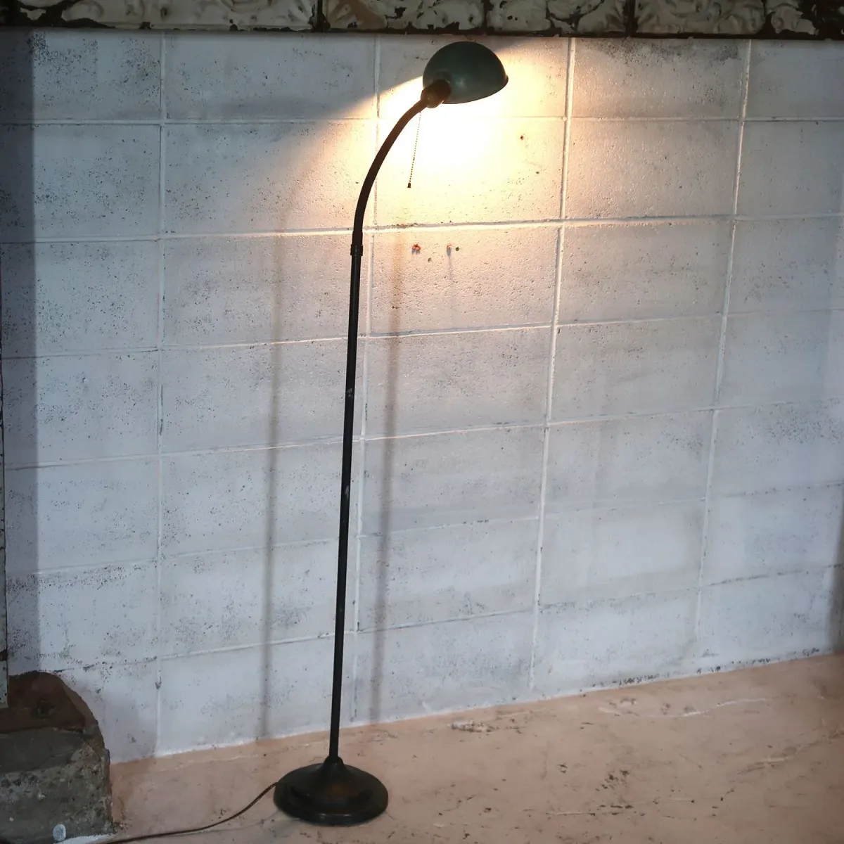 ビンテージ インダストリアル フロアランプ