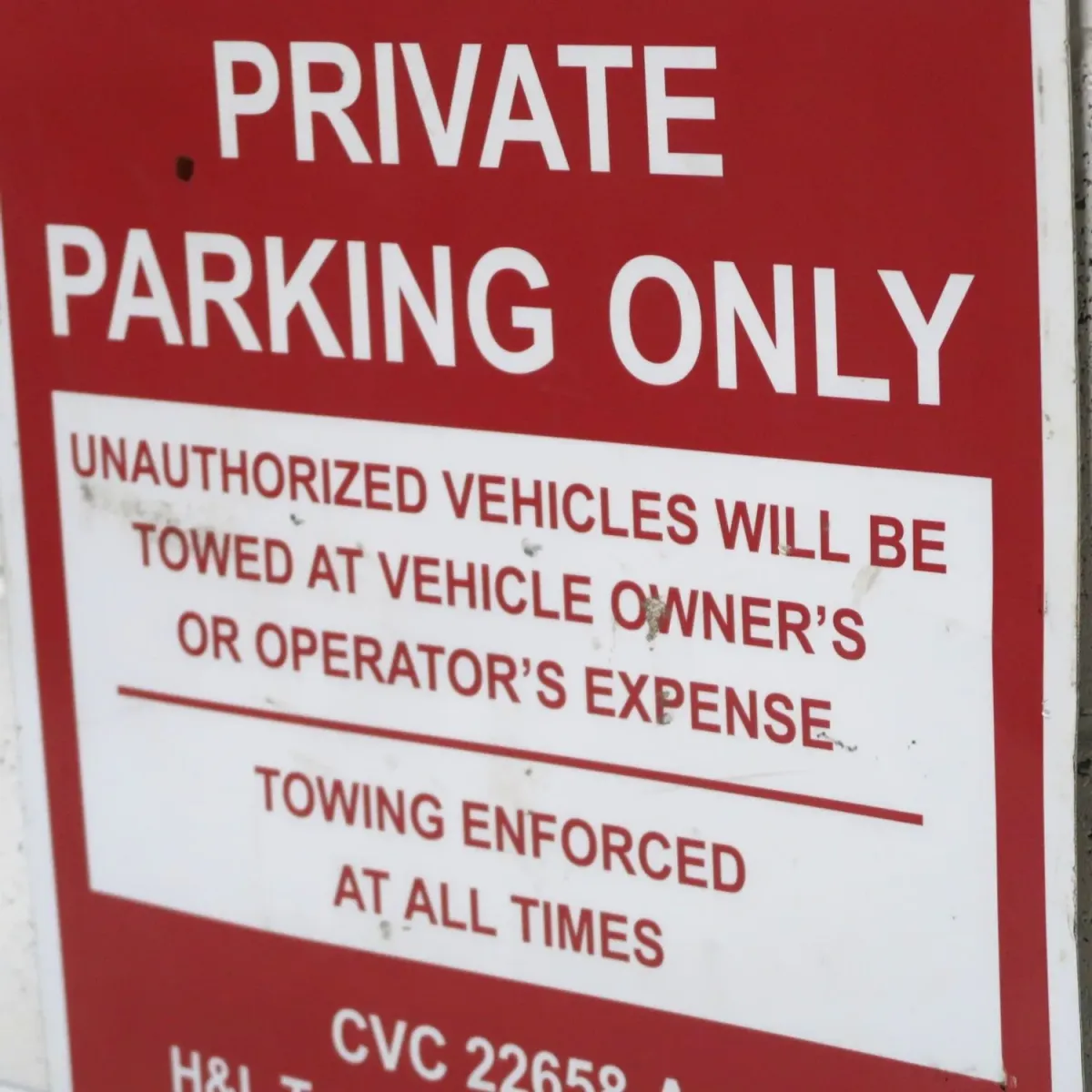 ロードサイン PRIVATE PARKING ONLY